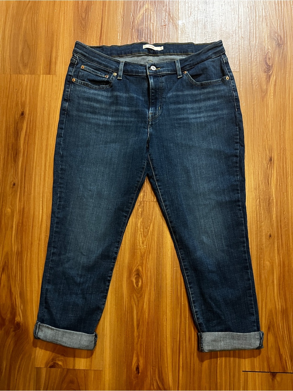 Levi’s Women’s Boyfriend Cuffed Jeans 32x27